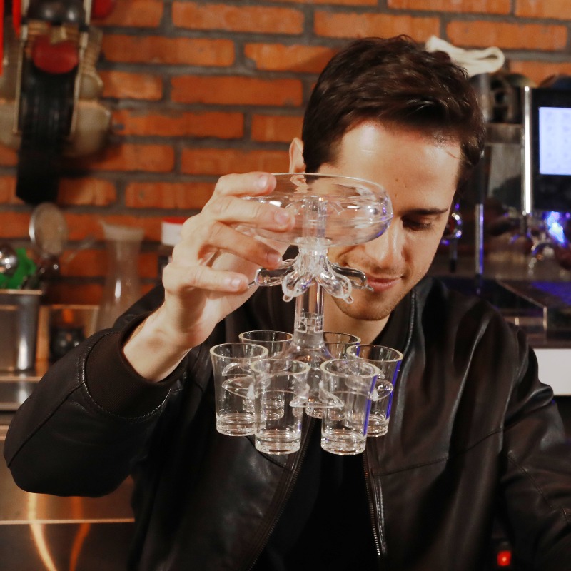Home Bar Setup Kit - Europese stijl imitatieglas drankenkarafset, 6-kopjes LED-verlichte